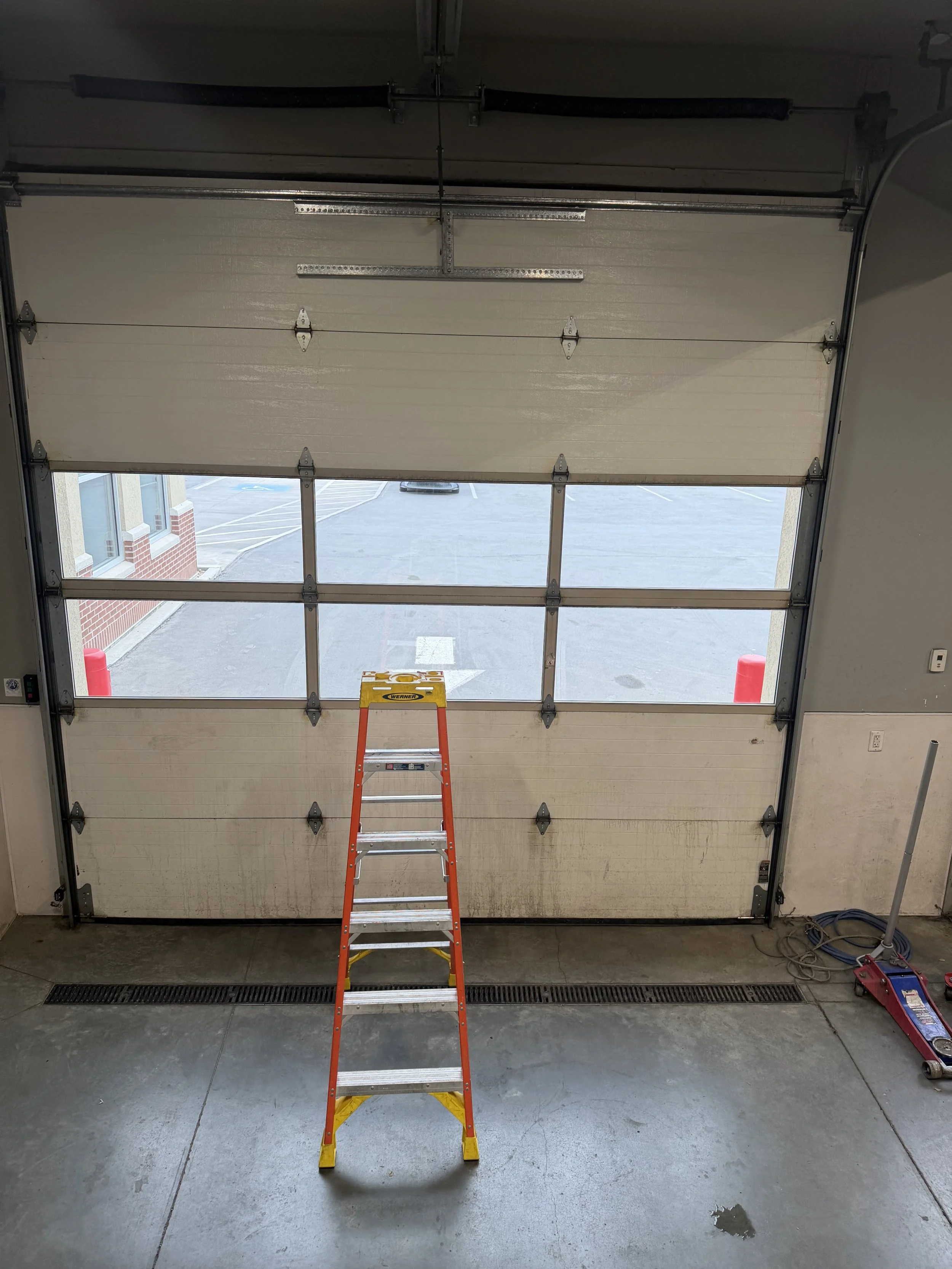 Commercial overhead door